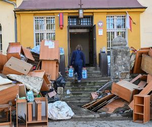 Szok, złość i płacz w Lądku-Zdroju. Miasto w niczym nie przypomina uzdrowiska [ZDJĘCIA]