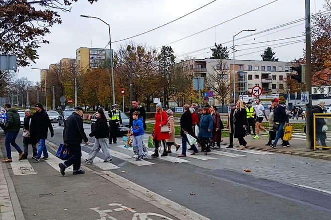 1 listopada na Cmentarzu Centralnym w Szczecinie