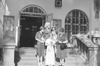 Jak wyglądała komunia w czasach PRL? Zobaczcie archiwalne zdjęcia