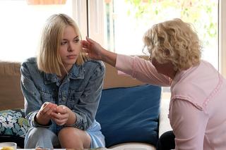 M jak miłość, odc. 1761. Ania (Gabriela Świerczyńska), Marta (Dominika Ostałowska)