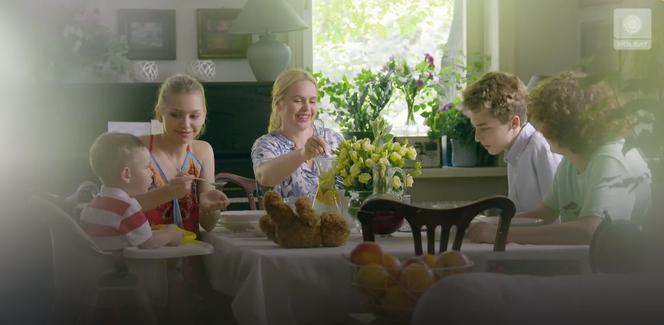 Przyjaciółki 14, odcinek 170: Anka (Magda Stuźyńska), Julka (Nicole Bogdanowicz, Franek i Staś (Antek i Kajtek Borowscy)
