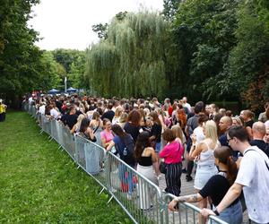 Gigantyczne kolejki przed stadionem. Tak fani czekali na koncert Dawida Podsiadło