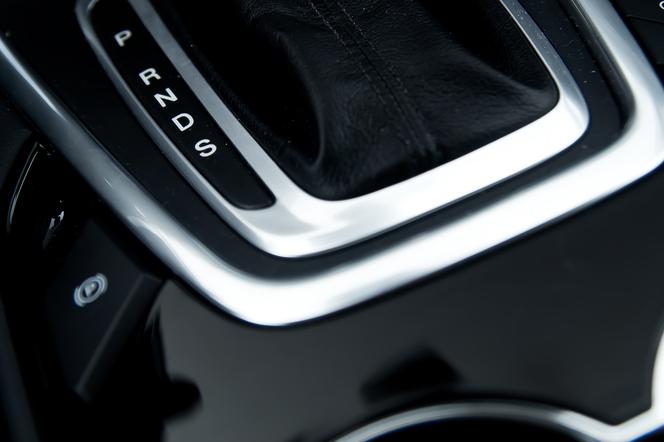 Ford S-MAX 2.0 TDCi 180 KM PowerShift Titanium