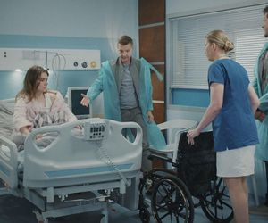 M jak miłość, odcinek 1878: Marcin (Mikołaj Roznerski), Paweł (Rafał Mroczek), Franka (Dominika Kachlik)