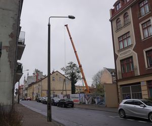 Postępują prace nad nowym apartamentowcem w centrum Olsztyna. Zobacz nowe zdjęcia