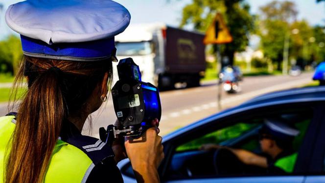 Policja prowadzi wzmożone kontrole na podlaskich drogach