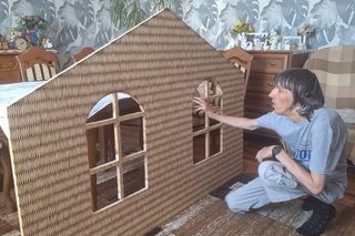 Iga, zrobiłem dla ciebie rakietę z 7030 zapałek. Niepełnosprawny artysta spod Bydgoszczy jest wielkim fanem polskiej tenisistki