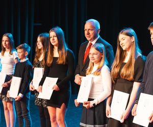 Blisko 700 najzdolniejszych siedleckich uczniów z nagrodami za dokonania w nauce!