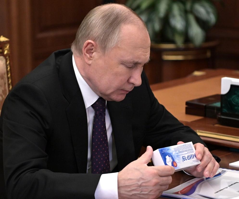 Putin ciężko chory! Z gorączką pojechał do Mińska, wręczał medale na Kremlu. Co to za wirus?