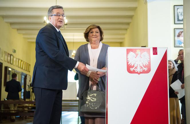 Bronisław Komorowski  z żoną