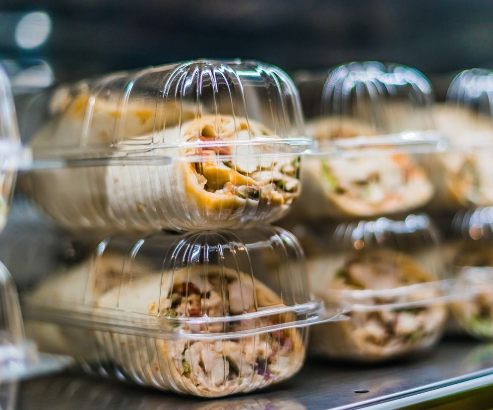 Dietetyk ostrzega. Najgorsze dania gotowe z Żabki