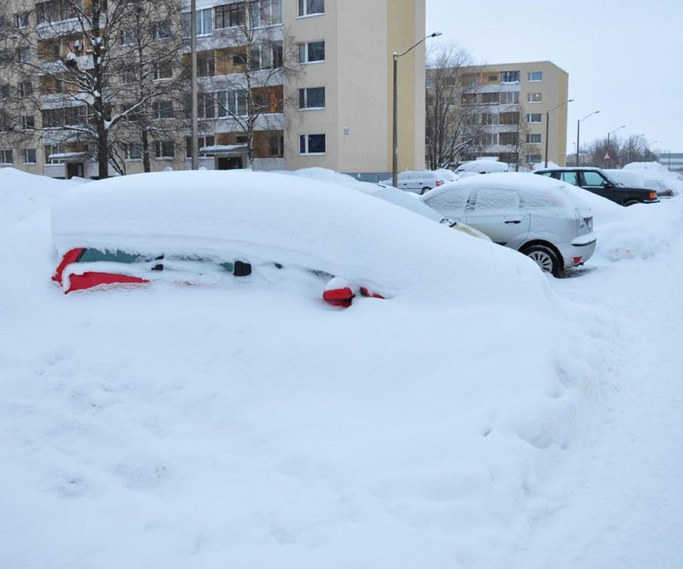 Ponad pół metra śniegu i mróz. Najsilniejszy atak zimy od początku sezonu