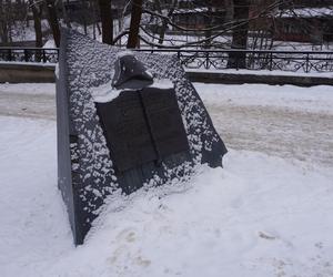 Setki olsztynian codziennie mijają to miejsce na Starym Mieście. Nie każdy wie, że przebywał tam… Napoleon