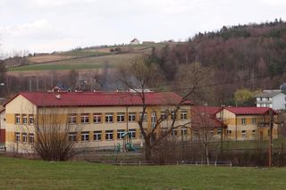 To jedna z najsławniejszych wsi w Małopolsce. Kiedyś opuścili ją księża