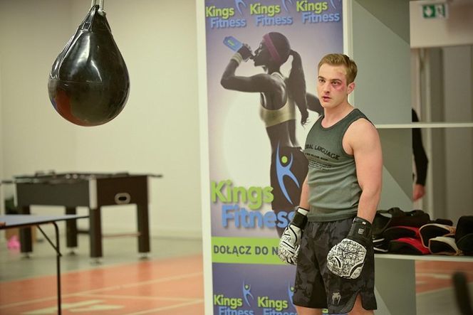 Pierwsza miłość, odcinek 3984: Kamil Biały (Igor Paszczyk)