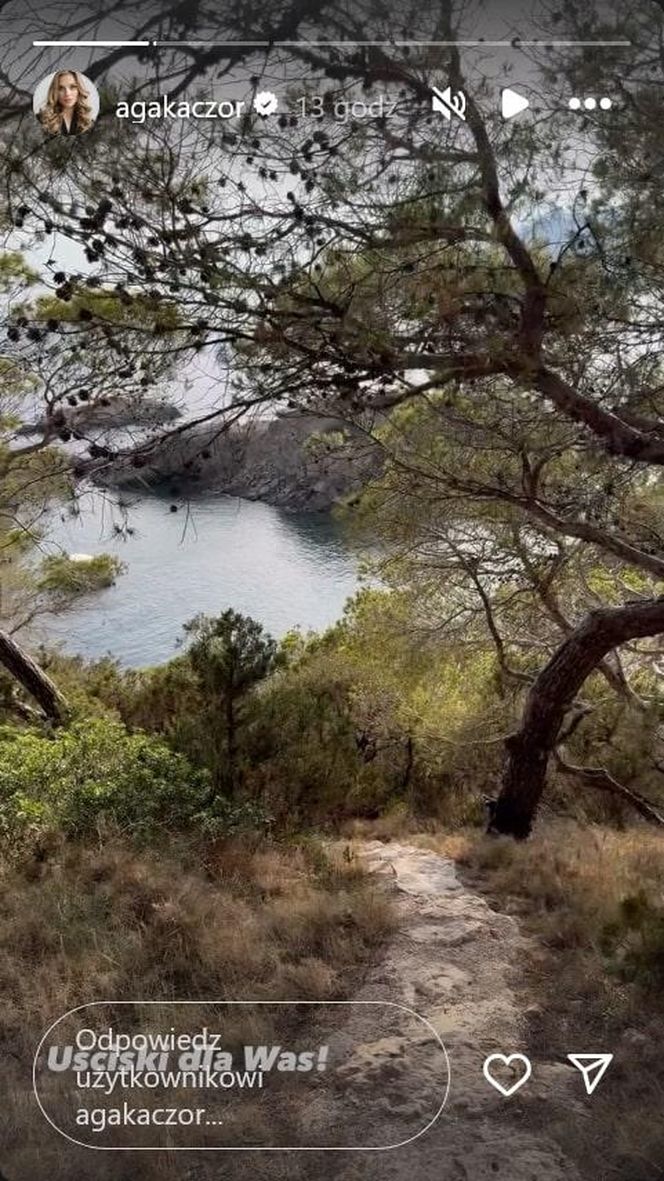 Agnieszka Kaczorowska niczym jaszczurka wygrzewa się na kamieniu. Te zdjęcia trzeba zobaczyć!