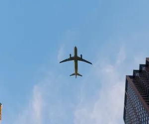 Tanie loty Ryanair i Wizzair. Bilet za pół darmo, ale bagaż wyślesz pocztą?