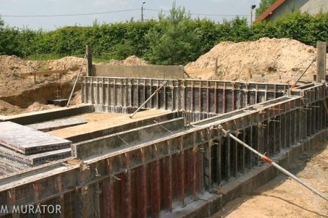 Fundamenty betonowe. Ściany fundamentowe monolityczne