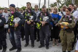 Katastrofa na Florydzie: Oddali hołd pogrzebanym pod gruzami