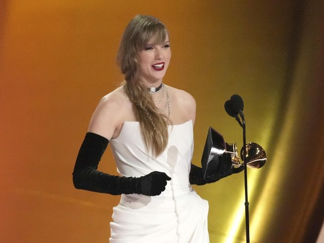 Taylor Swift - The Life of a Showgirl