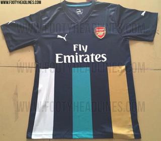 Arsenal Londyn koszulka wyjazdowa na sezon 2015/2016