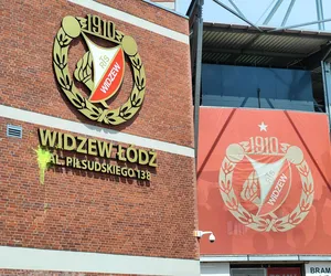 Trwa usuwanie zniszczeń ze stadionu Widzewa. Policja wciąż poszukuje sprawców