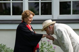 Barwy szczęścia odc. 3084. Józefina Rawiczowa (Elżbieta Jarosik), Andrzej Zastoja-Modelski (Leon Charewicz)