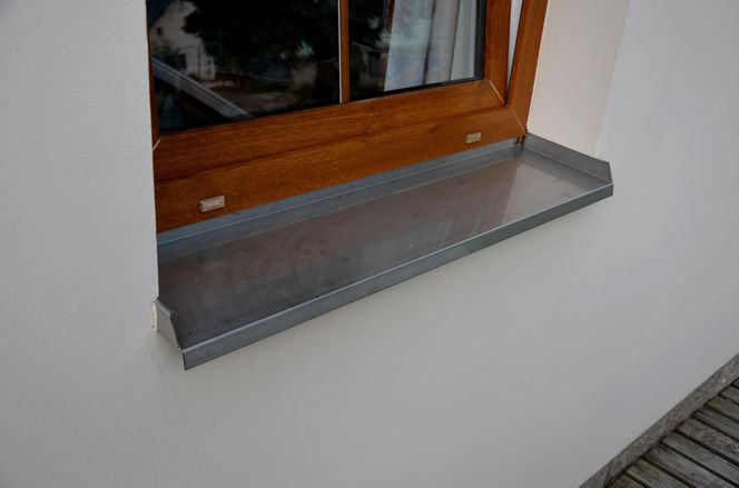 Stalowy parapet zewnętrzny 