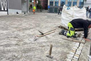 Po tych chodnikach będziemy stąpać jak bydgoszczanie sprzed wielu lat. Wraca historyczny układ