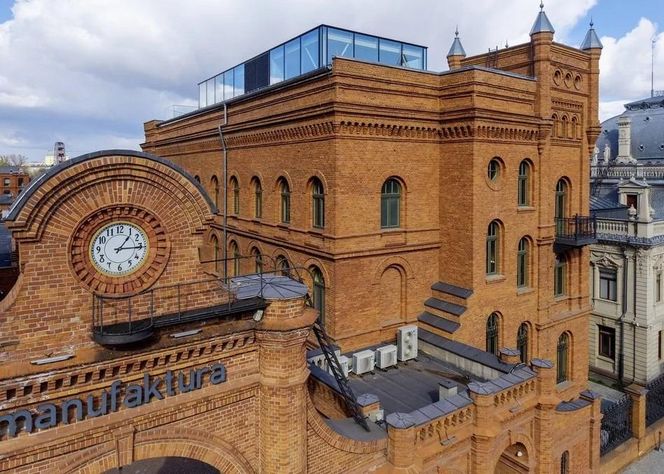Tak wygląda odnowiony dawny kantor Fabryki Poznańskiego w Łodzi