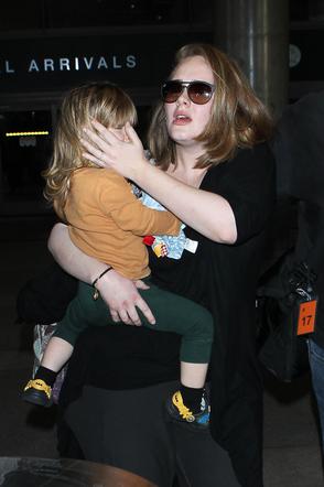 Adele z synem - dziecko Adele, zdjęcia