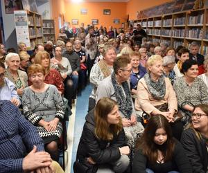 Biblioteka w Grudziądzu szykuje kolejne spotkania z autorami. Plan na kwiecień