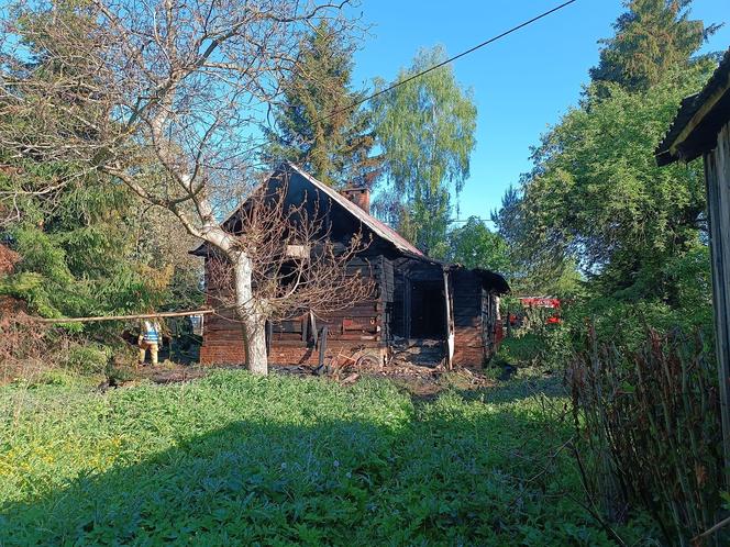 Tragedia w pow. kraśnickim. W domu ujawniono częściowo zwęglone zwłoki