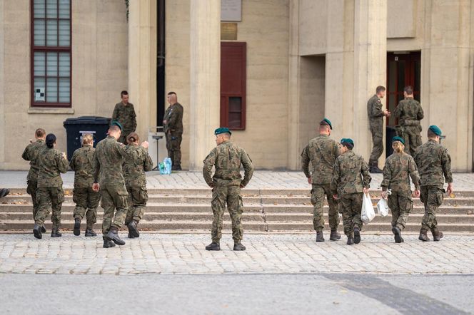 Tysiące żołnierzy zjechało się do Wrocławia. Będą walczyć ze skutkami powodzi