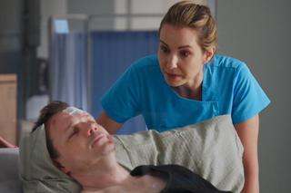 	Barwy szczęścia odc. 2870: Bruno (Lesław Żurek), pielęgniarka  Monika Lasek (Katarzyna Czapla)