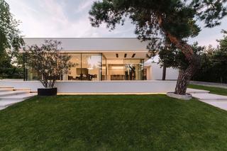 Dom między sosnami w Rawiczu 