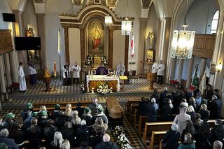 Pogrzeb 16-letniej Kingi. Razem z koleżanką zginęła w tragicznym wypadku