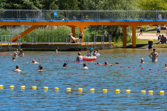 Otwierają popularne kąpieliska we Wrocławiu. Sprawdź, gdzie wybrać się nad wodę