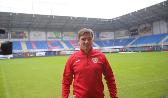 Waldemar Fornalik - trener aktualnych Mistrzów Polski jest związany z Chorzowem i Tychami