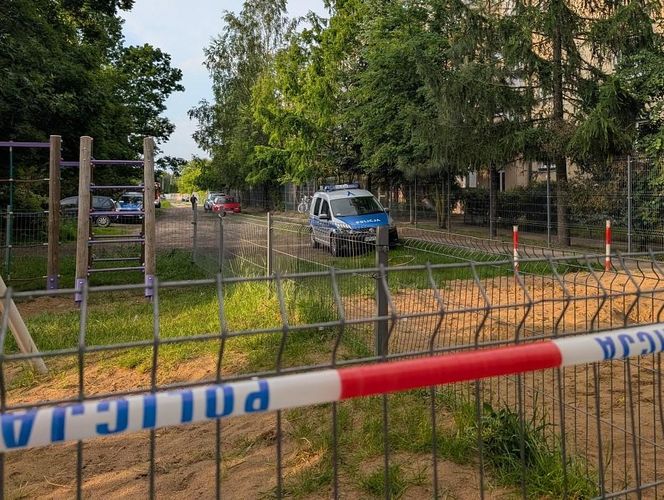 Saperzy rozbroili ładunek wybuchowy, mieszkańcy wrócili do domów. Akcja służb przy ul. Sulimów w Siedlcach została zakończona
