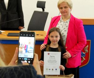 Każdy z uczestników konkursów zorganizowanych w ramach kampanii profilaktycznej - został nagrodzony