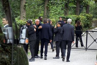 Prywatne uroczystości żałobne Giorgio Armaniego w rodzinnych stronach projektanta