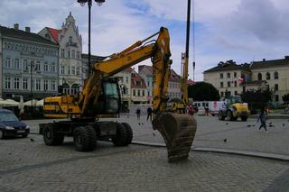 Rozpoczął się długo wyczekiwany remont Starego Rynku w Bydgoszczy [ZDJĘCIA]