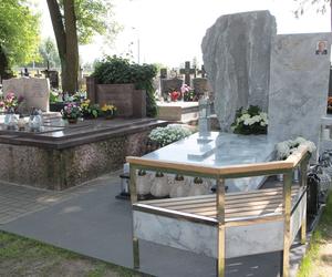 Pierwsza rocznica śmierci magnata hotelowego.  Gdzie jest pochowany Tadeusz Gołębiewski?