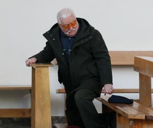 Lech Wałęsa na niedzielnej mszy