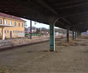 Dworzec kolejowy w Policach