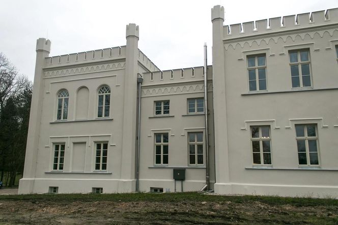 Pałac w Posadzie po remoncie (2024 r.)