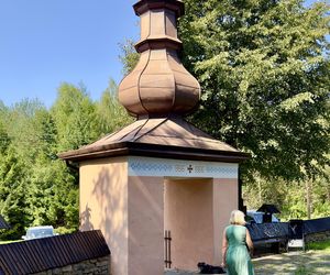 Oto jedna z najpiękniejszych małopolskich wsi. Kiedyś należała do sławnego poety