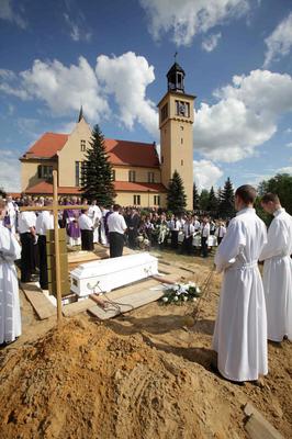 Przez rok żył w strachu przed ojcem mordercą