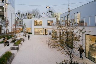 Życie w Architekturze 2025. Centrum sąsiedzkie z oddziałem Biblioteki Miejskiej w Gdyni – Widna 2a. IPA, PB Studio, Studiomania